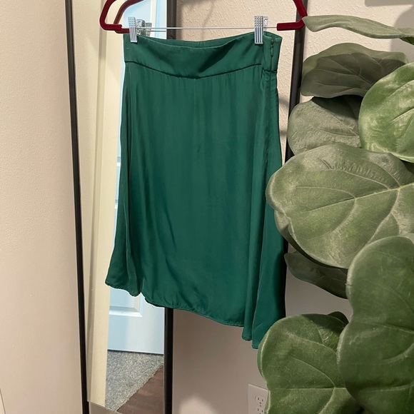 YSL yves Saint Laurent GREEN SILK SKIRT - Picture 2 of 4